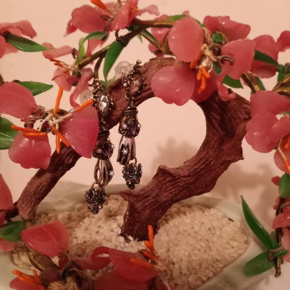 Unique jewelry/ earrings